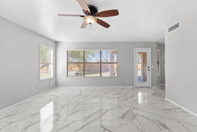 4734 E MOSSMAN Road, Phoenix, AZ 85050