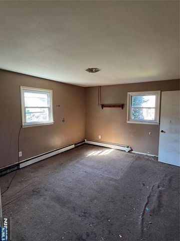 415 16th Street, Kenilworth, NJ 07033