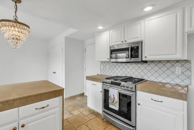 33 Coyle Creek Circle, Fair Oaks, CA 95628