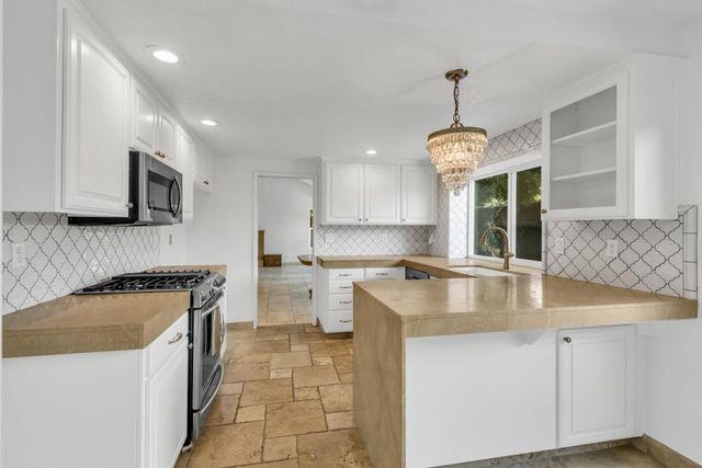 33 Coyle Creek Circle, Fair Oaks, CA 95628