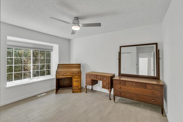 33 Coyle Creek Circle, Fair Oaks, CA 95628