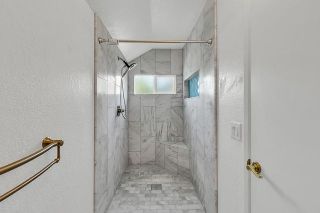 33 Coyle Creek Circle, Fair Oaks, CA 95628