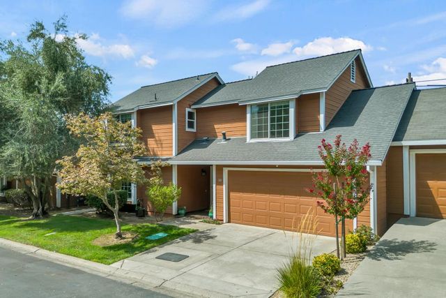33 Coyle Creek Circle, Fair Oaks, CA 95628