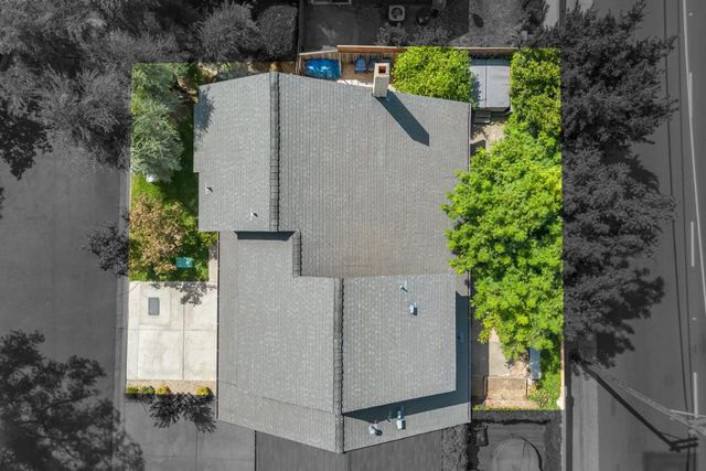 33 Coyle Creek Circle, Fair Oaks, CA 95628