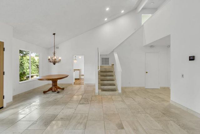 33 Coyle Creek Circle, Fair Oaks, CA 95628