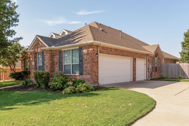 1817 Clear Summit Lane, Mansfield, TX 76063