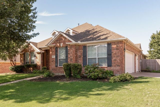 1817 Clear Summit Lane, Mansfield, TX 76063