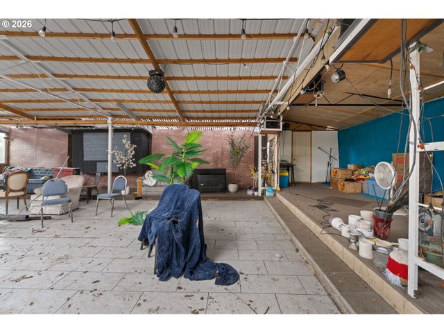 10140 Se DIVISION St, Portland, OR 97266