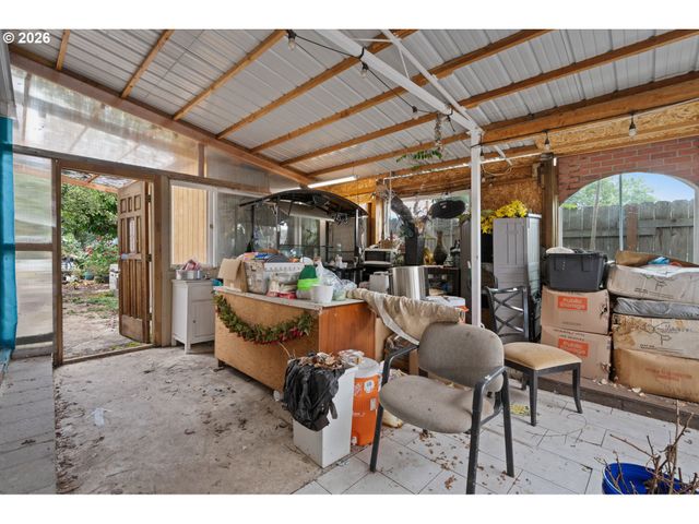 10140 Se DIVISION St, Portland, OR 97266