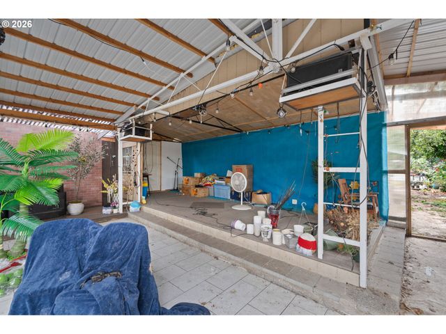 10140 Se DIVISION St, Portland, OR 97266