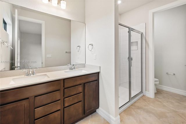 4488 E Appleton Cir E, Oakland Park, FL 33309