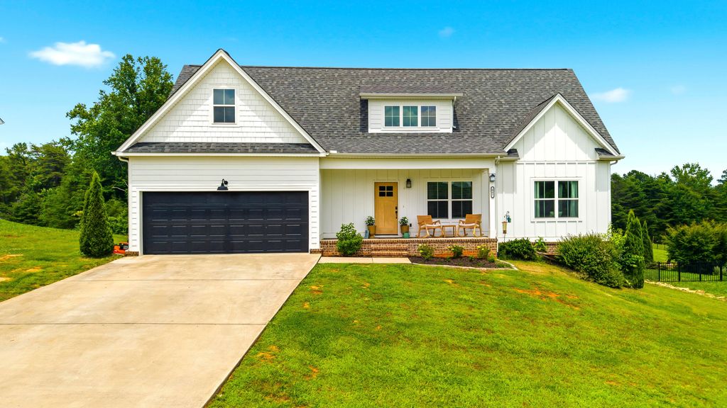 661 Riddle Road, Dayton, TN 37321