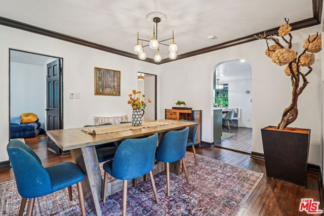 8718 Crescent Drive, Los Angeles, CA 90046