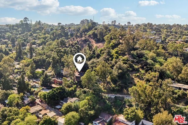 8718 Crescent Drive, Los Angeles, CA 90046