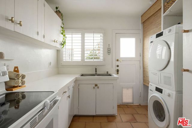 3303 S Durango Avenue, Los Angeles, CA 90034