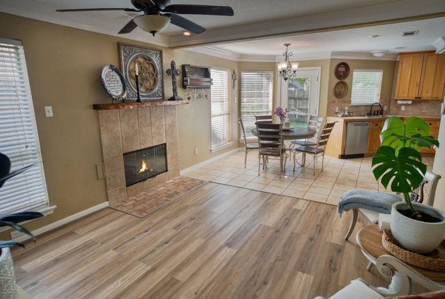 608 Prairie Lane, Angleton, TX 77515