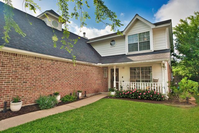 608 Prairie Lane, Angleton, TX 77515