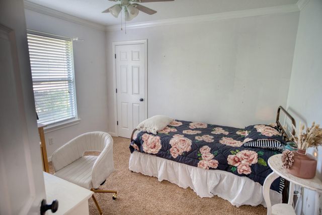 608 Prairie Lane, Angleton, TX 77515