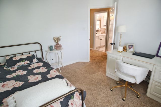 608 Prairie Lane, Angleton, TX 77515