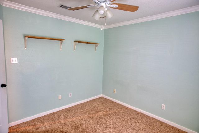 608 Prairie Lane, Angleton, TX 77515