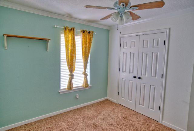 608 Prairie Lane, Angleton, TX 77515