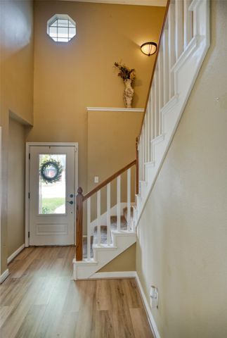 608 Prairie Lane, Angleton, TX 77515