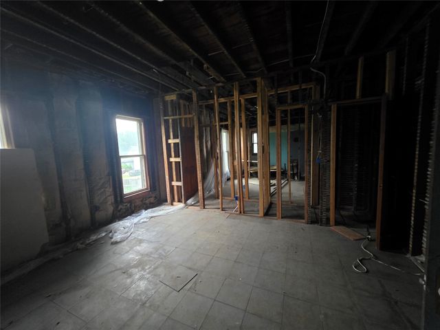 1711 10th Street, Des Moines, IA 50314