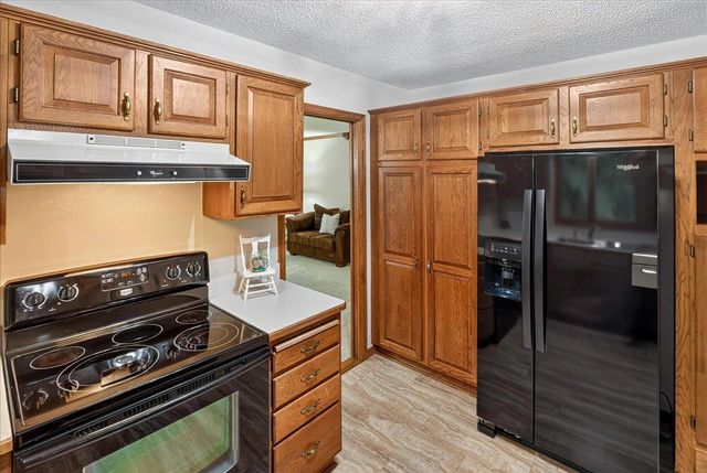 1296 Blue Heron Trail, Shakopee, MN 55379