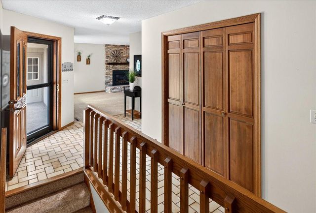 1296 Blue Heron Trail, Shakopee, MN 55379