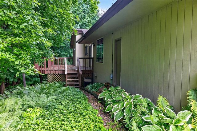 1296 Blue Heron Trail, Shakopee, MN 55379