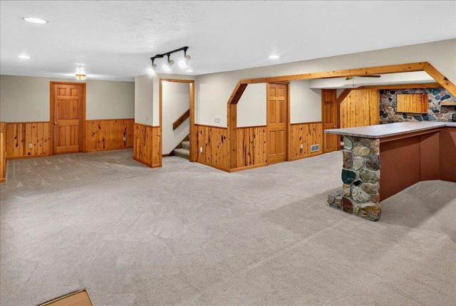 1296 Blue Heron Trail, Shakopee, MN 55379