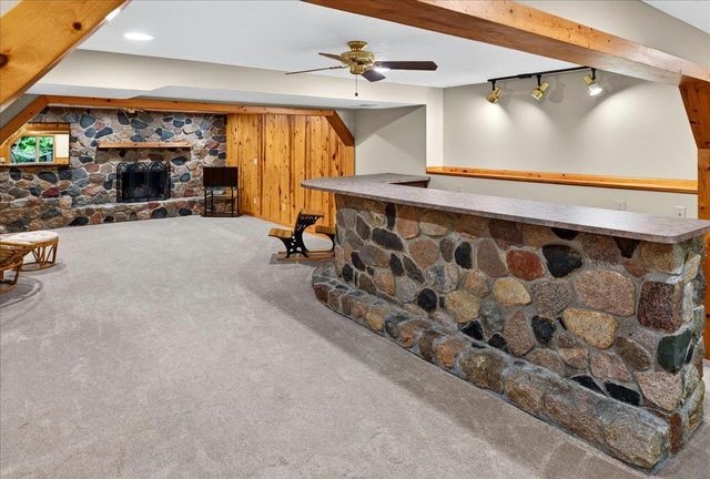 1296 Blue Heron Trail, Shakopee, MN 55379
