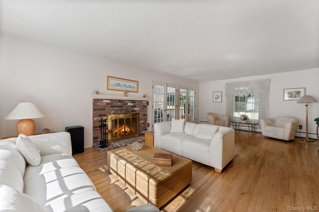 12 Lyons Road, Armonk, NY 10504 — photo 2