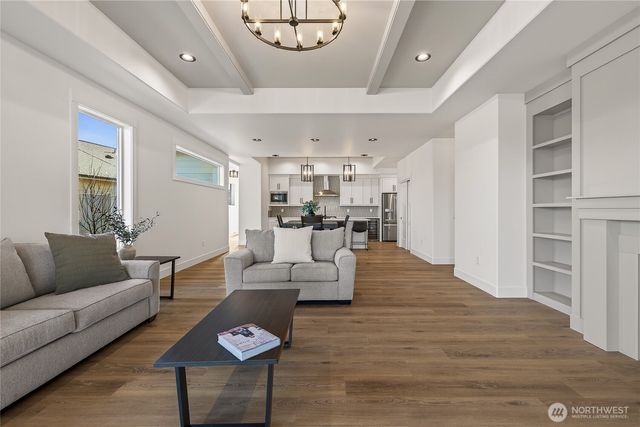 910 Racine Springs Drive, Wenatchee, WA 98801