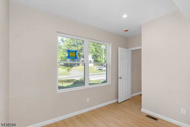 108 NJ-23 S, Hamburg Boro, NJ 07419