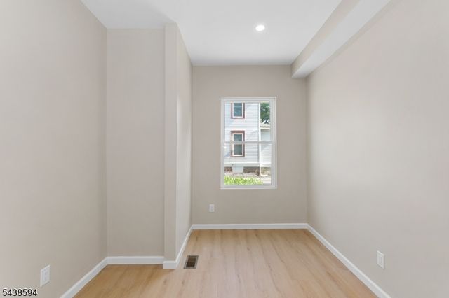 108 NJ-23 S, Hamburg Boro, NJ 07419