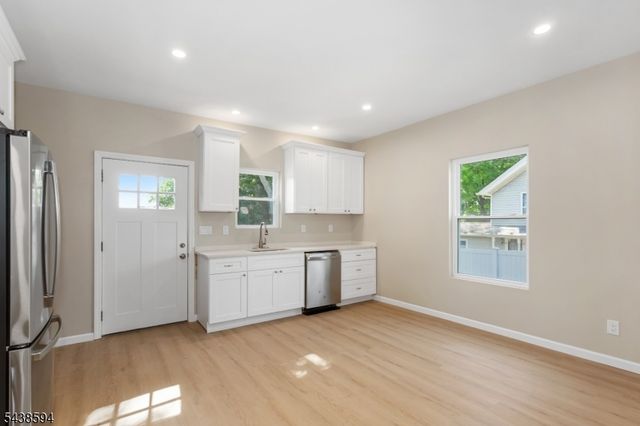 108 NJ-23 S, Hamburg Boro, NJ 07419