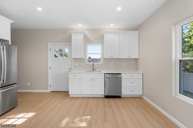 108 NJ-23 S, Hamburg Boro, NJ 07419