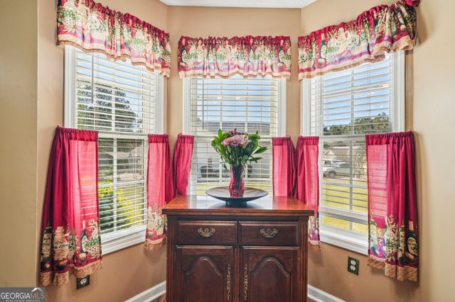 345 Annslee Circle, Loganville, GA 30052