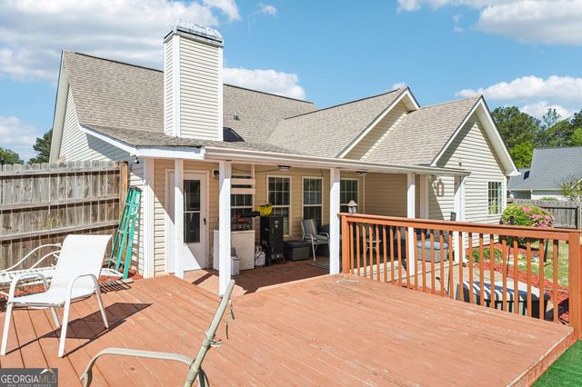 345 Annslee Circle, Loganville, GA 30052