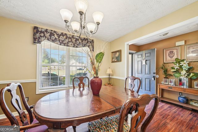 345 Annslee Circle, Loganville, GA 30052