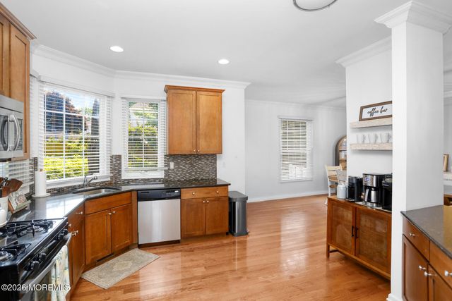 16 Mariners Bend, Brielle, NJ 08730