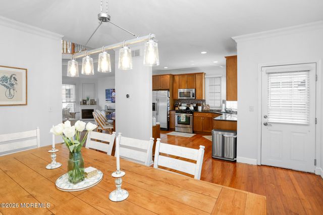 16 Mariners Bend, Brielle, NJ 08730