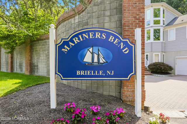 16 Mariners Bend, Brielle, NJ 08730