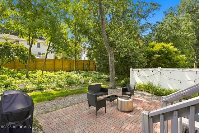 16 Mariners Bend, Brielle, NJ 08730