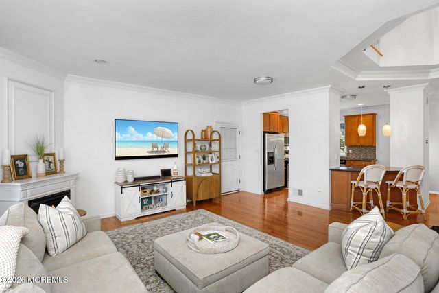 16 Mariners Bend, Brielle, NJ 08730