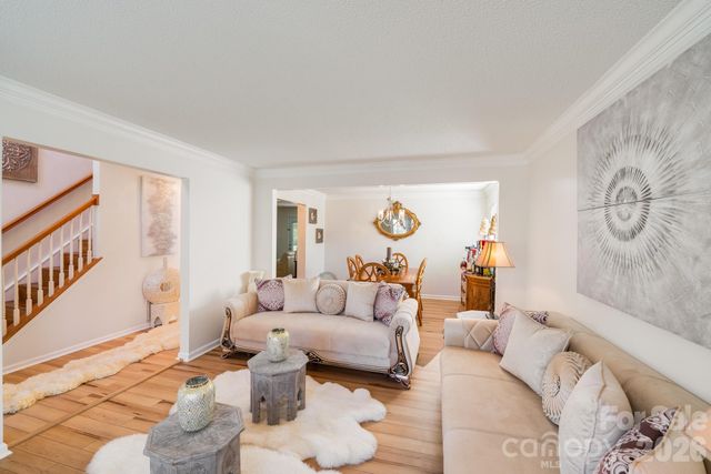 6101 Skyline Drive, Charlotte, NC 28269