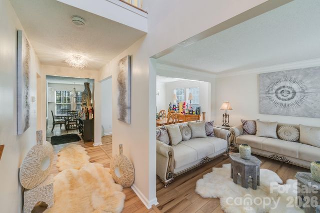 6101 Skyline Drive, Charlotte, NC 28269