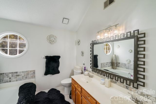 6101 Skyline Drive, Charlotte, NC 28269