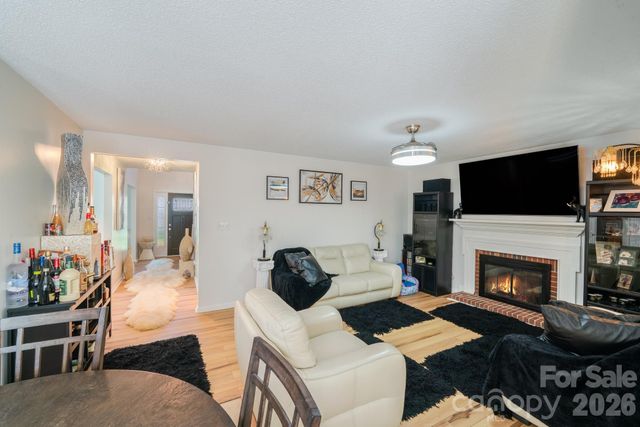 6101 Skyline Drive, Charlotte, NC 28269